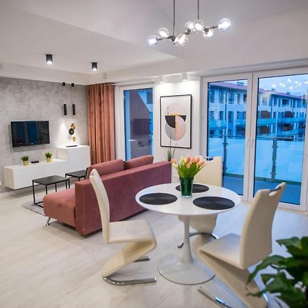 Nowoczesny Apartament Na Warmii I Mazurach Z Garazem Biskupiec  Extérieur photo