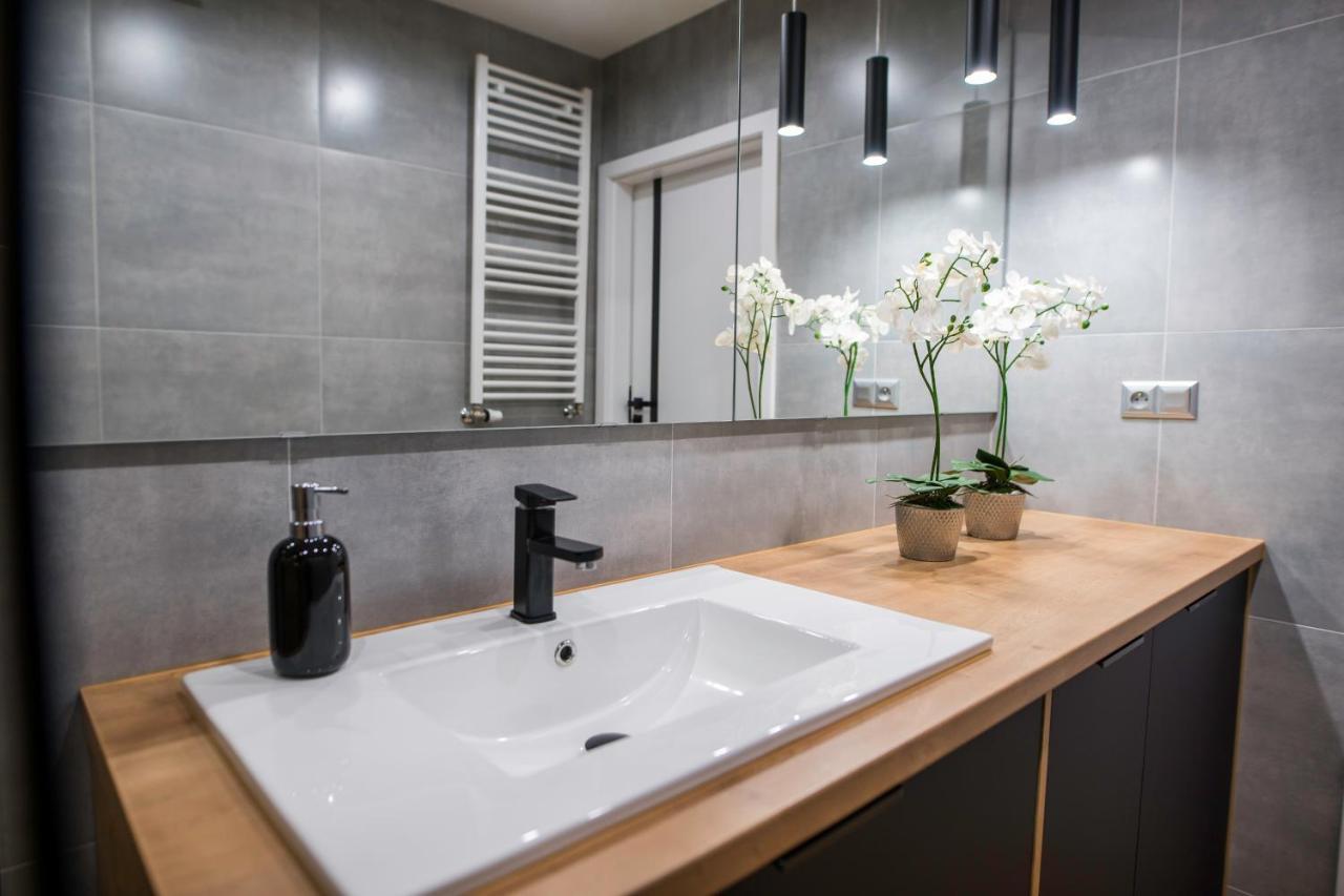 Nowoczesny Apartament Na Warmii I Mazurach Z Garazem Biskupiec  Extérieur photo